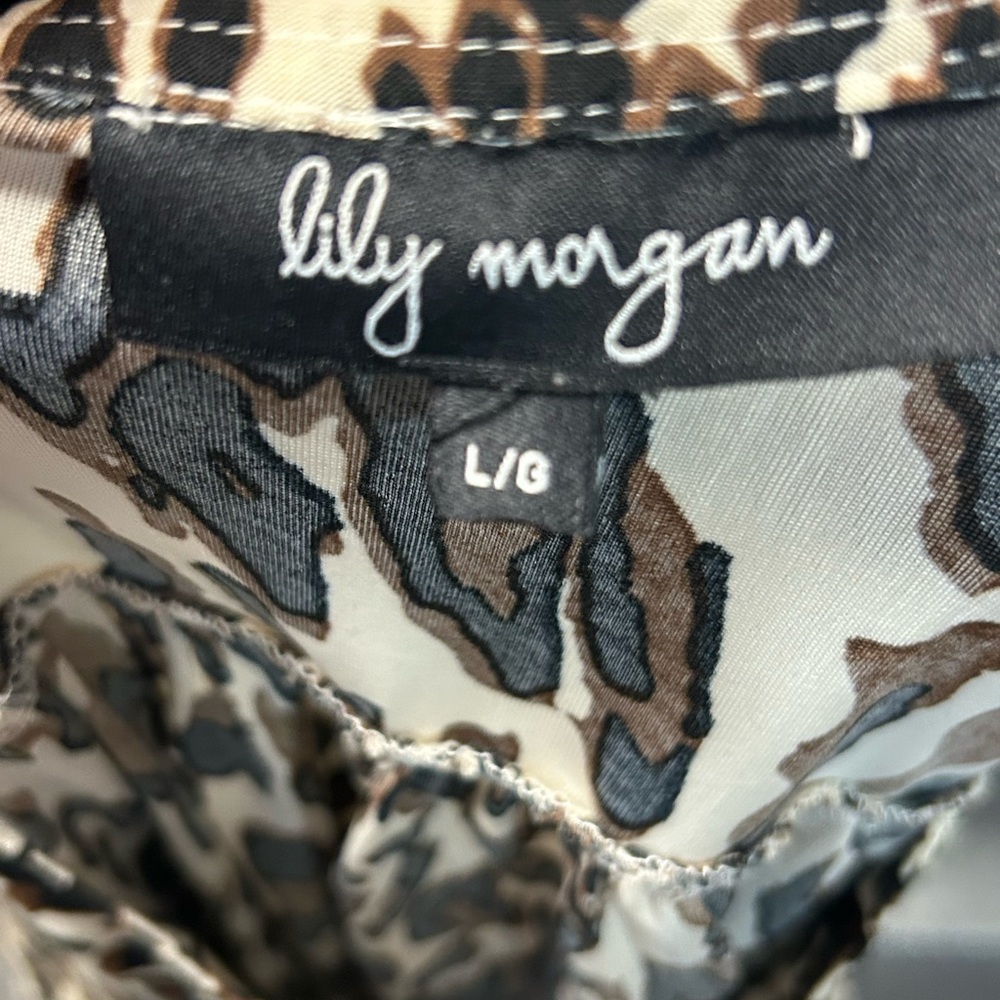 Lily Morgan Women's Leopard Print Blouse - Picture 6 of 6